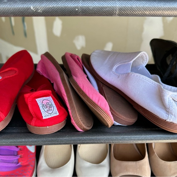 Lot of 3 pairs Flossy fabric sneakers in as is condition size 40 - Picture 1 of 3